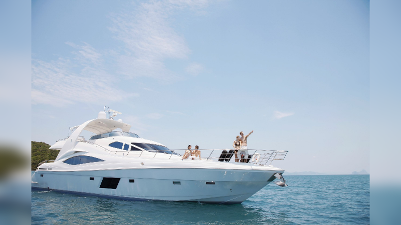 Are You Looking for Luxury Yachts for Sale in Naples, FL?