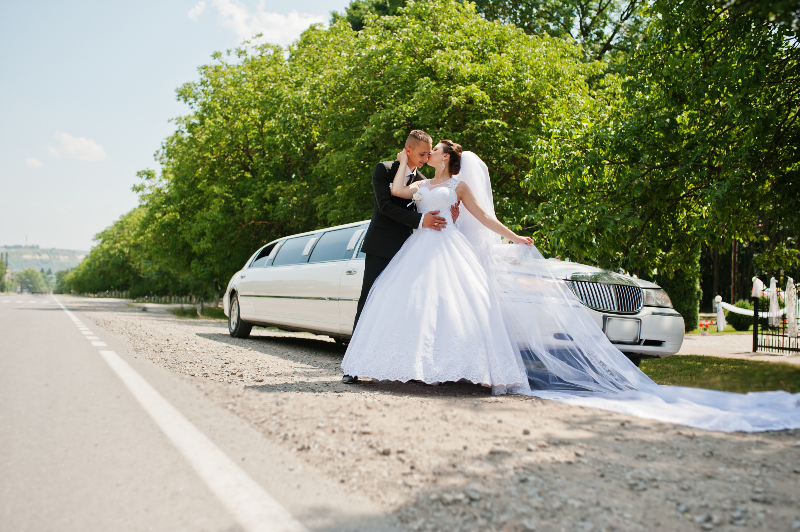 Tips on How to Become a Successful Full-Time Wedding Photographer